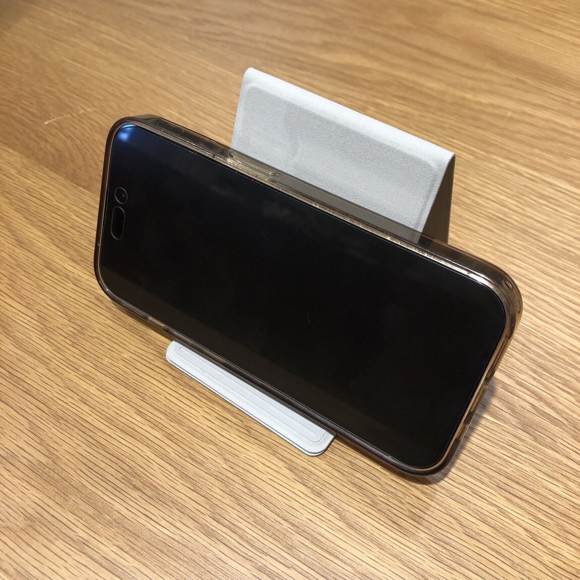 ルビットパーク南草津】 新商品 折りたためるスマホスタンド｜ 無印良品